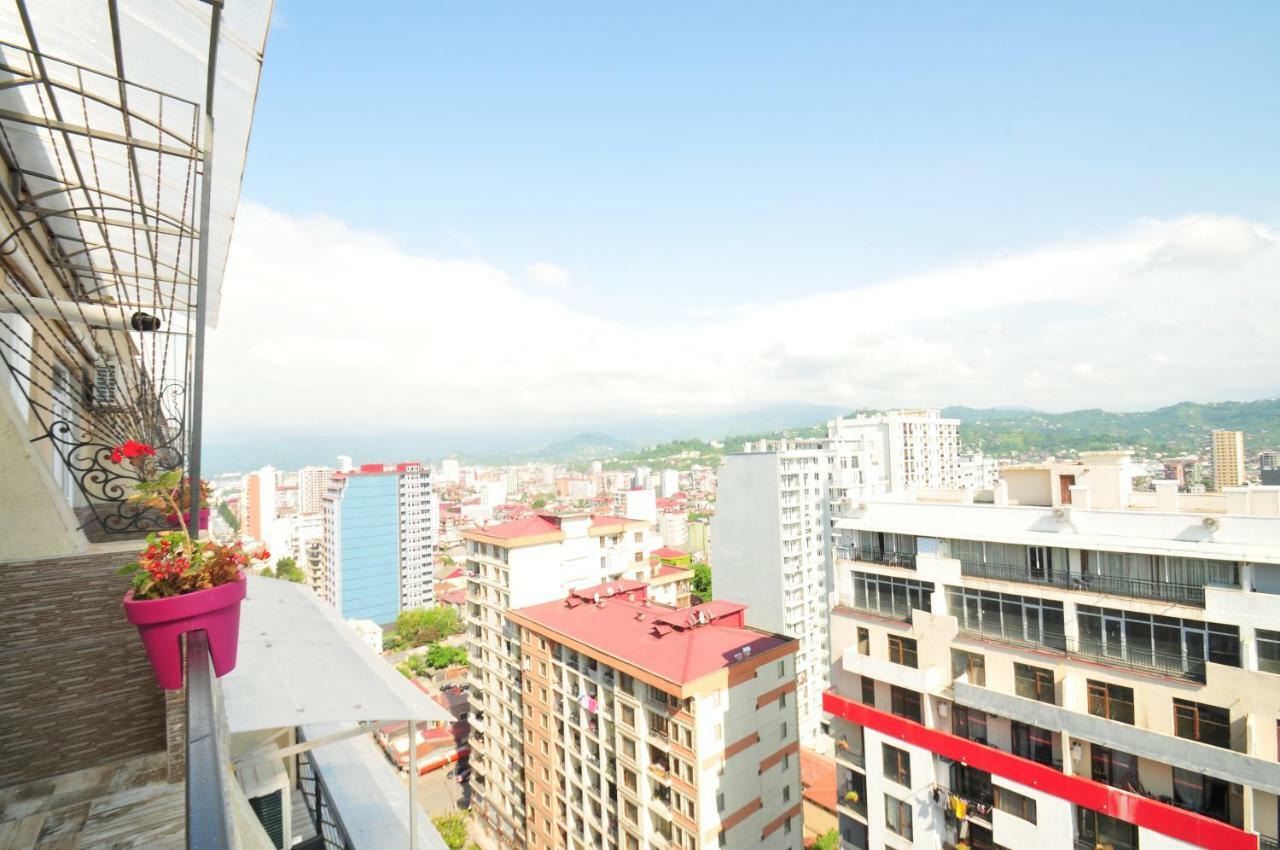 Apartments With A View Of The Trinity Holy Батуми Экстерьер фото